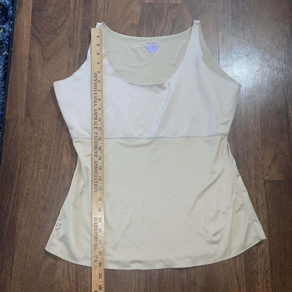 Spanx Hide & Sleek Camisole Size  2X Shaping Slimming Stretch Neutral Minimal - Picture 4 of 5